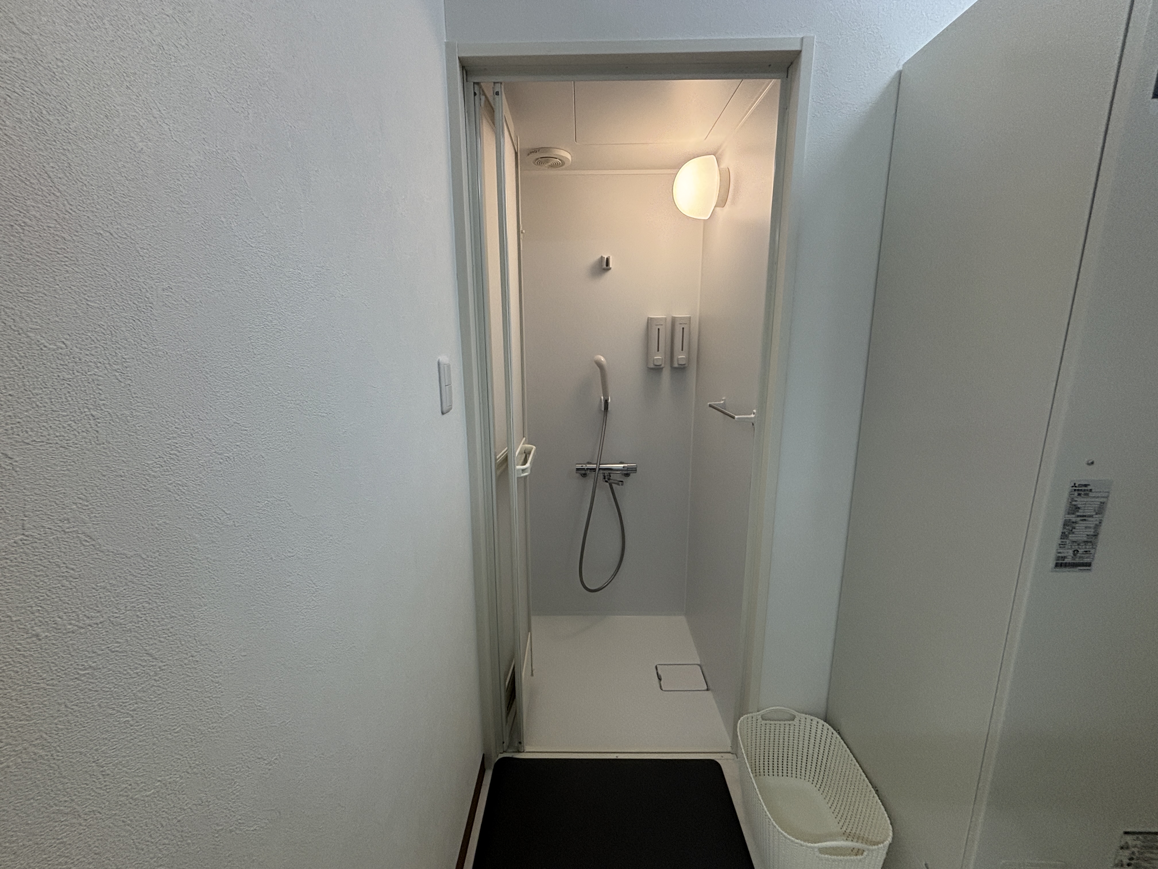 シャワールーム