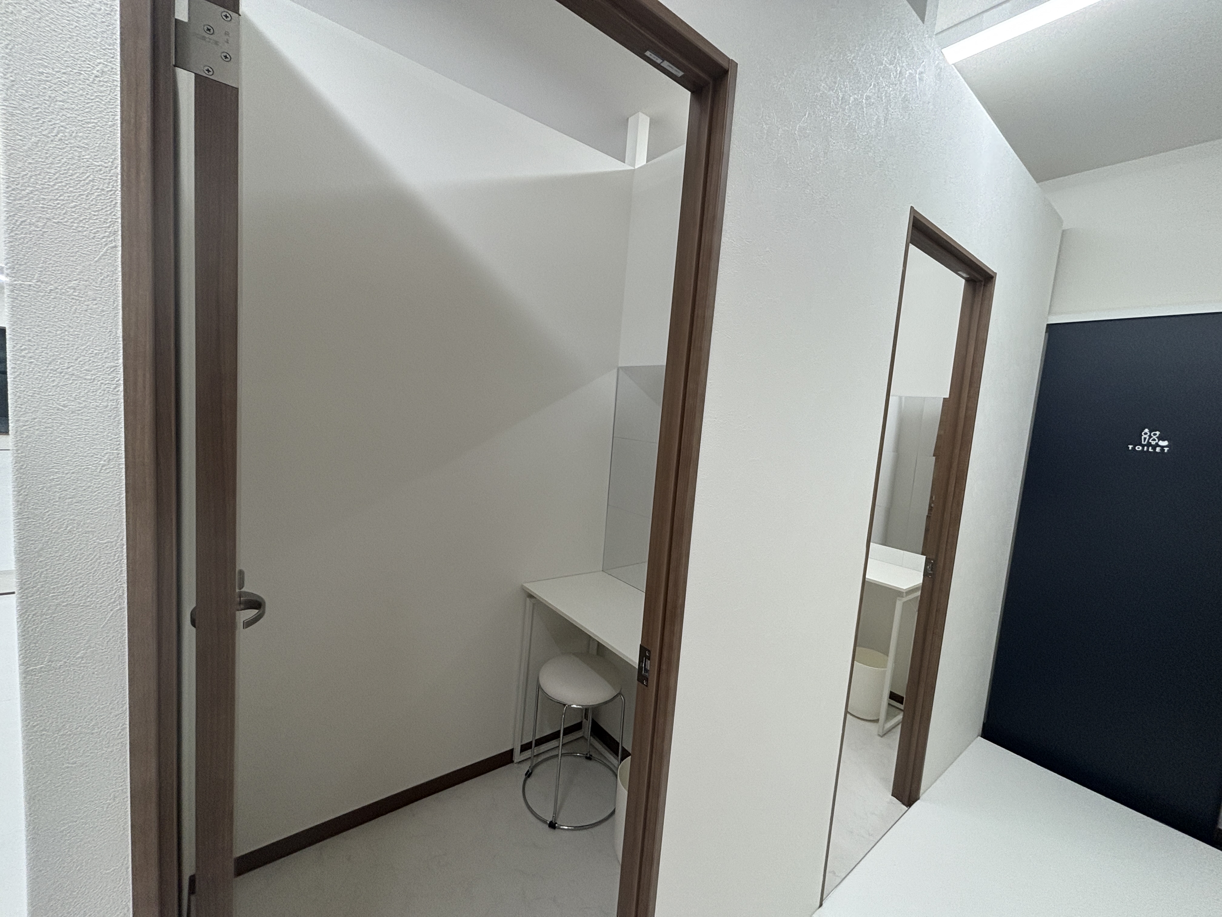 パウダールームと更衣室